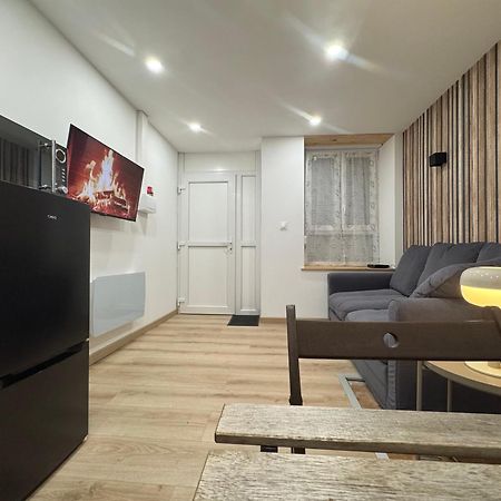 Studio Au Cloitres Mirecourt Ngoại thất bức ảnh