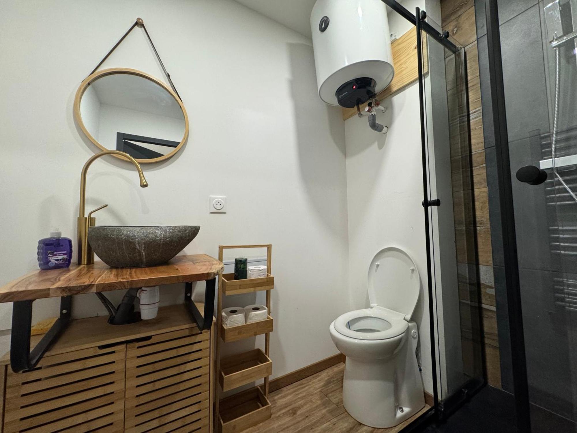 Studio Au Cloitres Mirecourt Ngoại thất bức ảnh